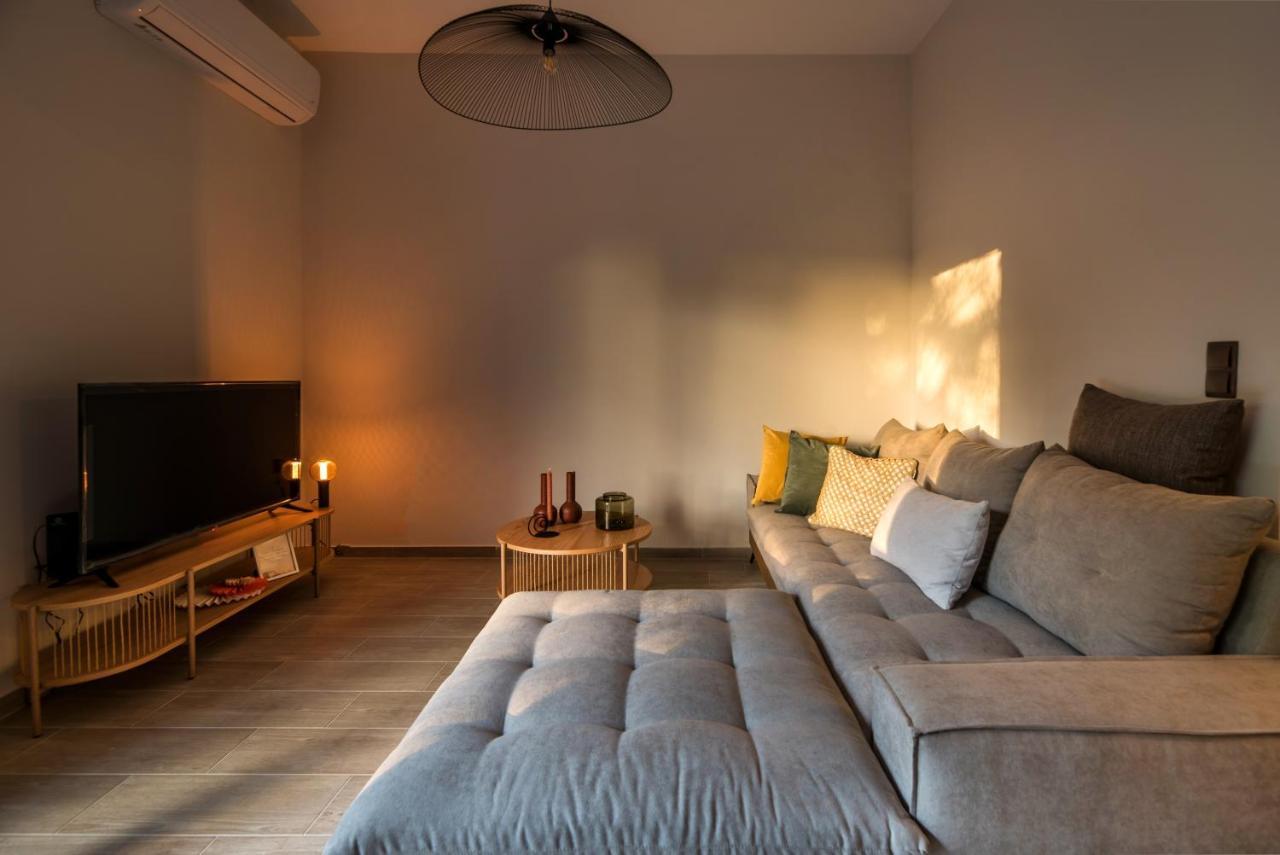 Eleusis Suites Α Buitenkant foto